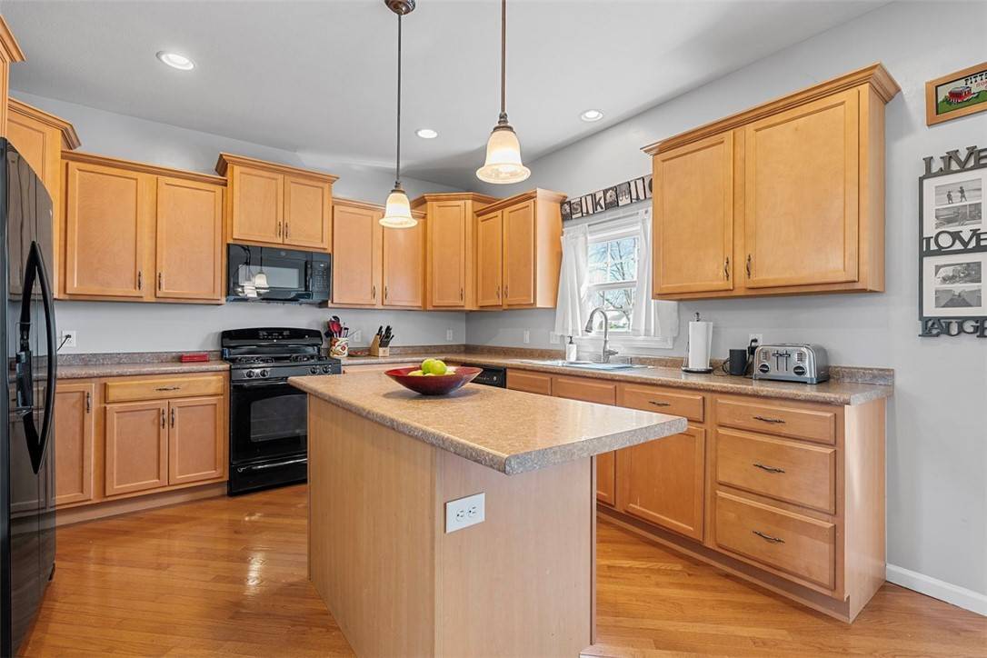 Clinton Twp, PA 16056,490 Tara Ct