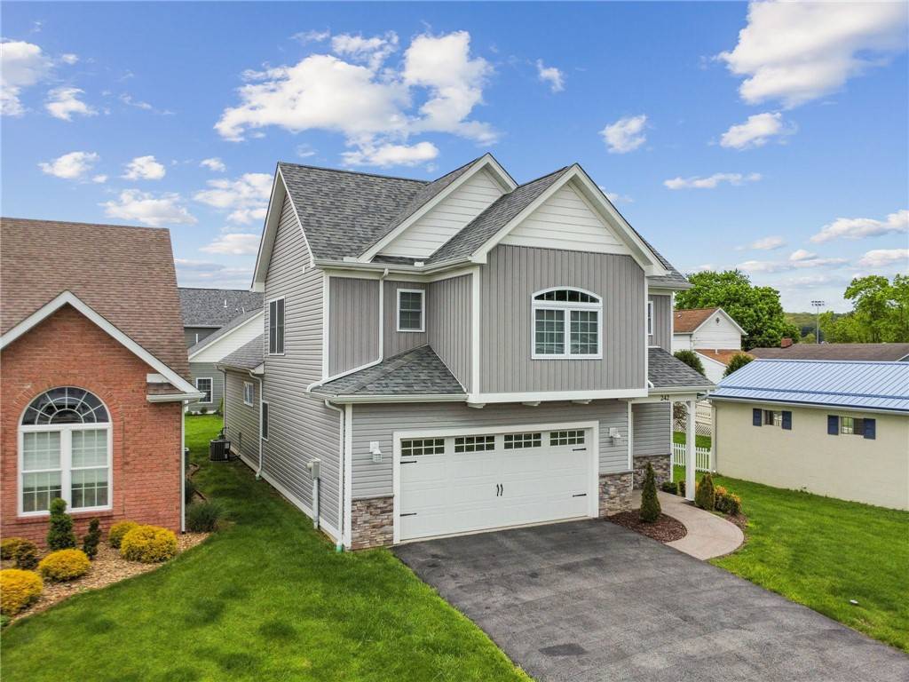 Ligonier Boro, PA 15658,242 Plum St