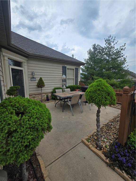 South Strabane, PA 15301,1608 Saint Andrews Dr