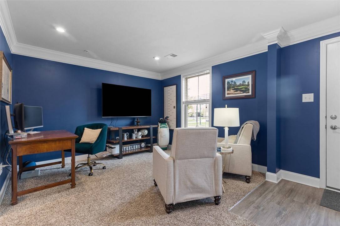 Marshall, PA 15090,505 Fairmont Drive