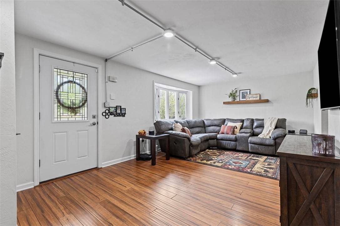 Baldwin Boro, PA 15236,16 Gensler Rd