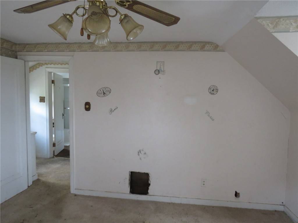 West Mifflin, PA 15122,4202 Inland Ave