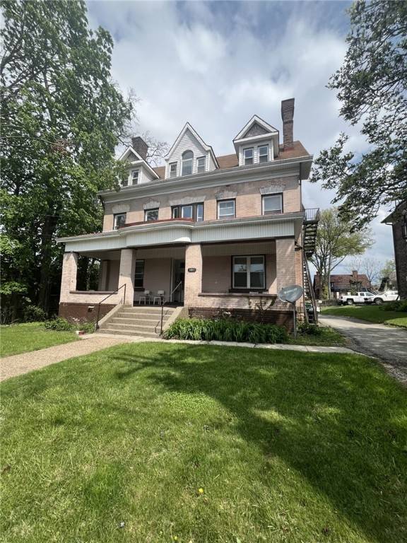 Squirrel Hill, PA 15217,5807 Bartlett St #4