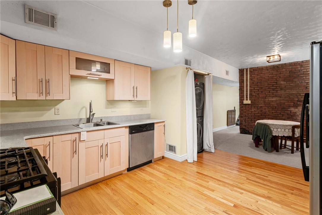 South Side, PA 15203,1912 Jane Street #2