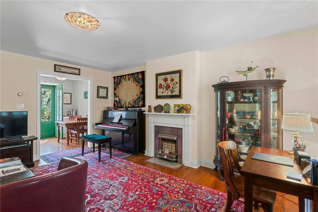 Mt Washington, PA 15211,542 Bigham