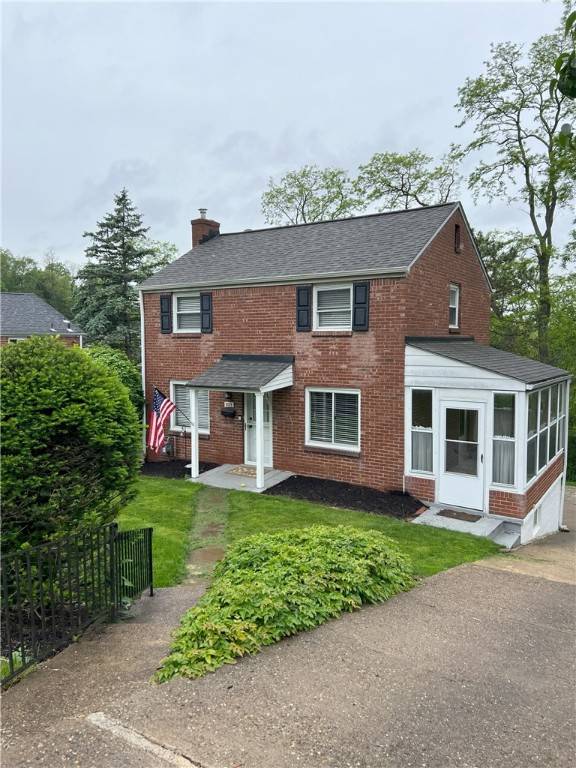 Green Tree, PA 15220,1078 Greenlawn Drive