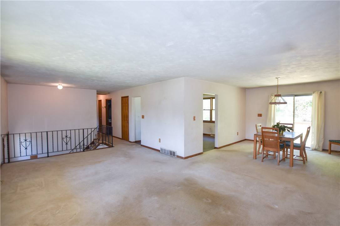 Jefferson Twp - But, PA 16023,105 Audrey Lane