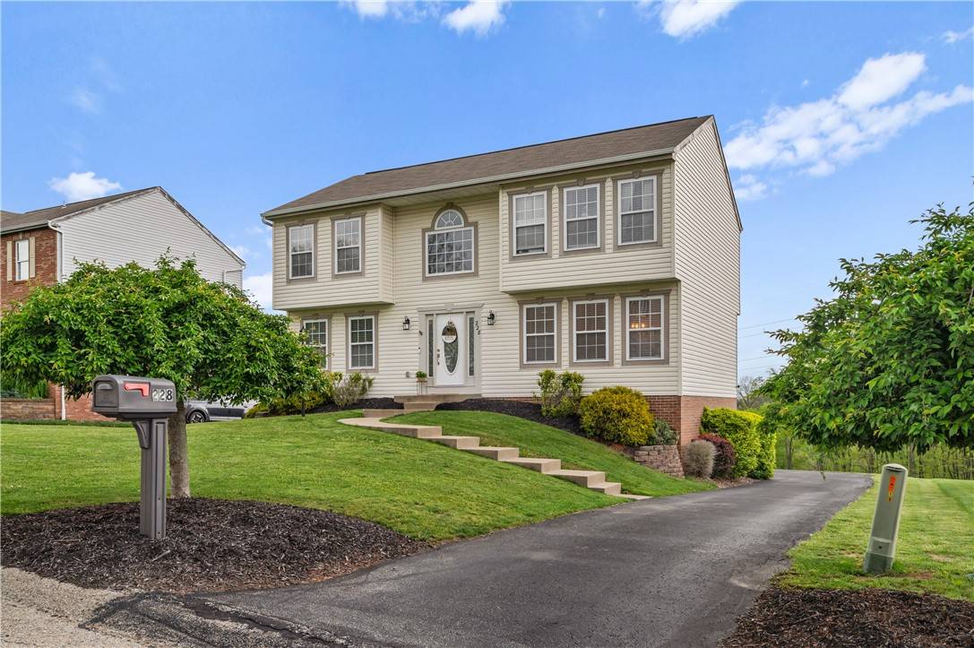 Elizabeth Twp/boro, PA 15037,228 Williamsburg Dr