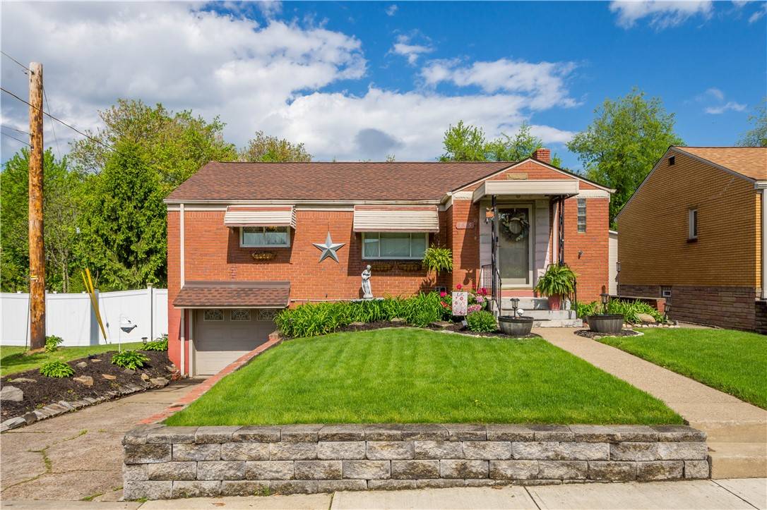 Stowe Twp, PA 15136,395 Roosevelt Avenue