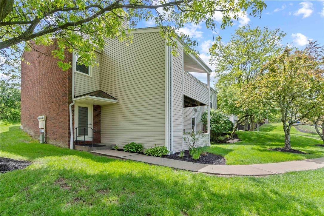 Robinson Twp, PA 15205,2409 Kenzie Dr
