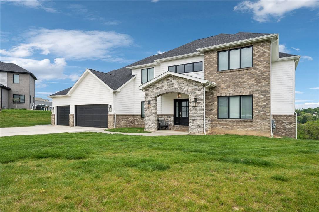North Huntingdon, PA 15642,7516 Alvina Ct