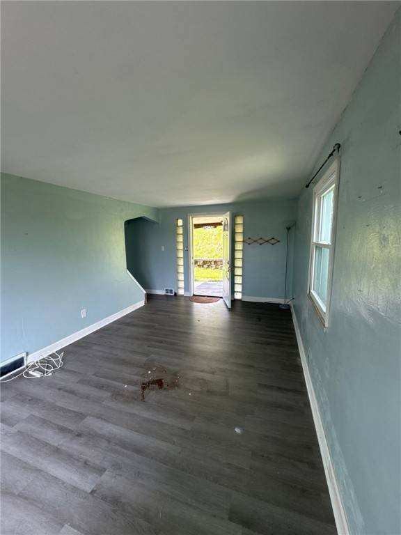 West Mifflin, PA 15122,3825 Inland Ave