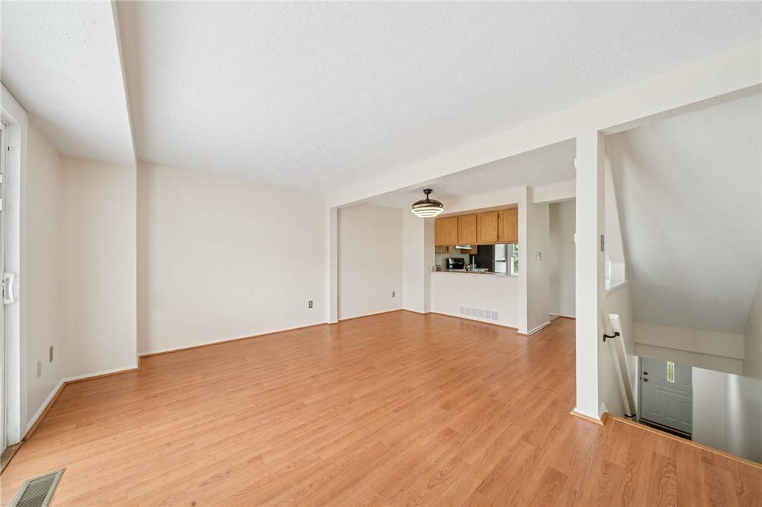 Monroeville, PA 15146,330 Shady Ridge Dr