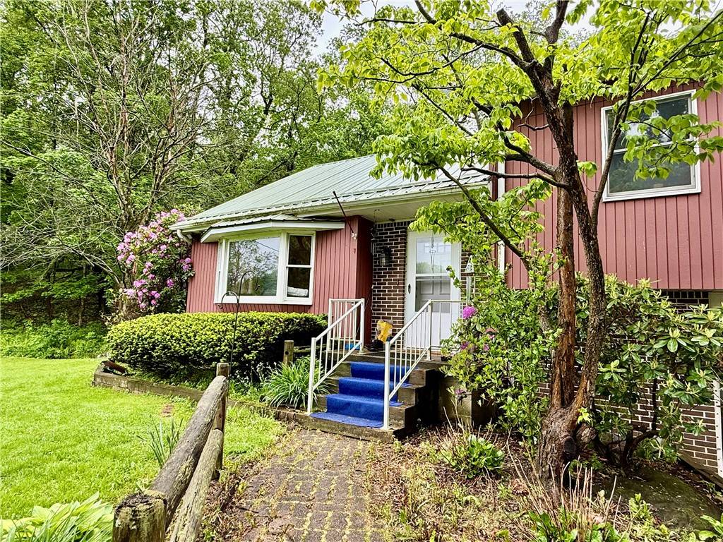 Dunbar Twp, PA 15486,363 Flatwoods Rd