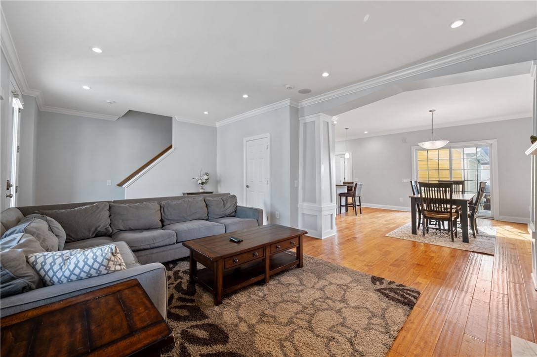 Squirrel Hill, PA 15217,1554 Overton Lane