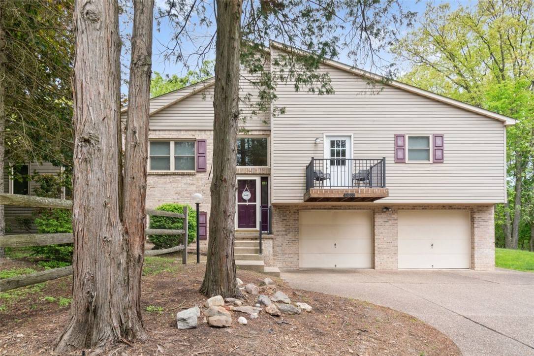 Mccandless, PA 15090,10088 Grubbs Rd