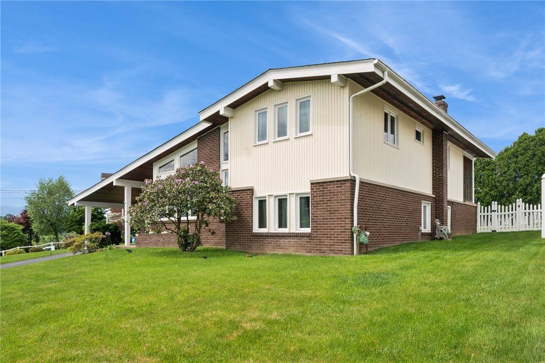 Jefferson Hills, PA 15025,116 Tangelo Dr
