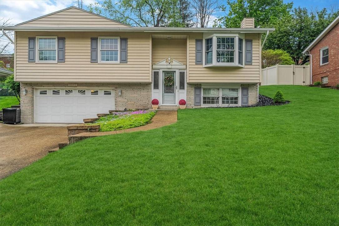South Park, PA 15236,6520 Zupancic Dr