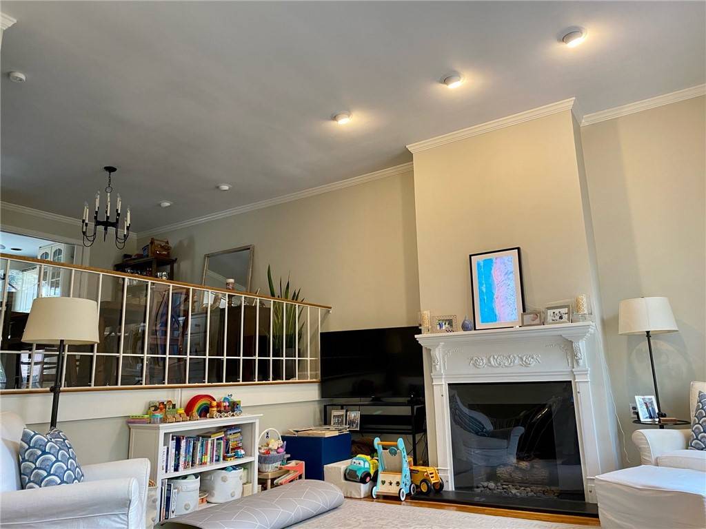 Shadyside, PA 15213,4715 Bayard Street