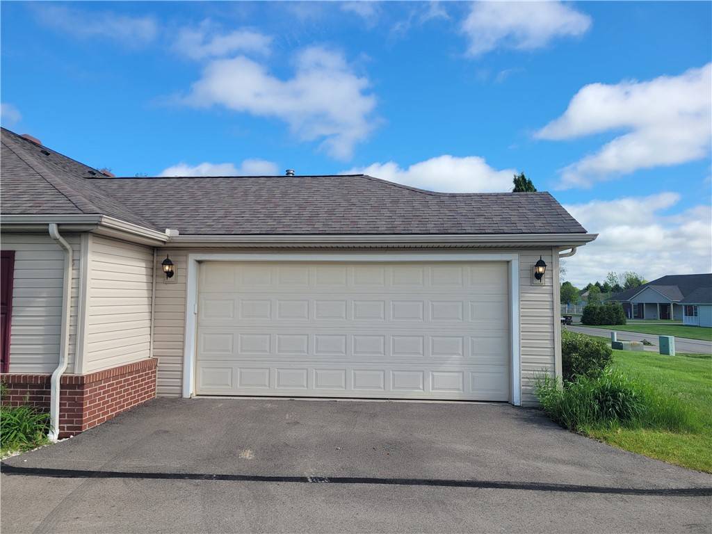 Liberty Twp, PA 16127,422 Stewart Ln