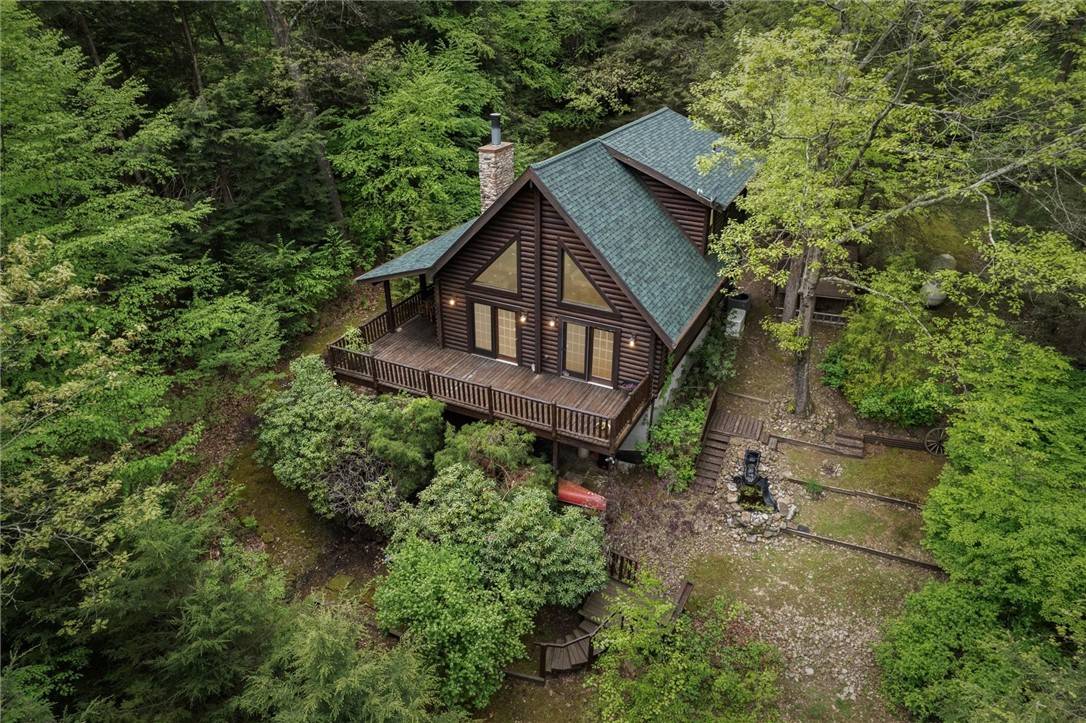 PA 16373,365 Hemlock Bnd