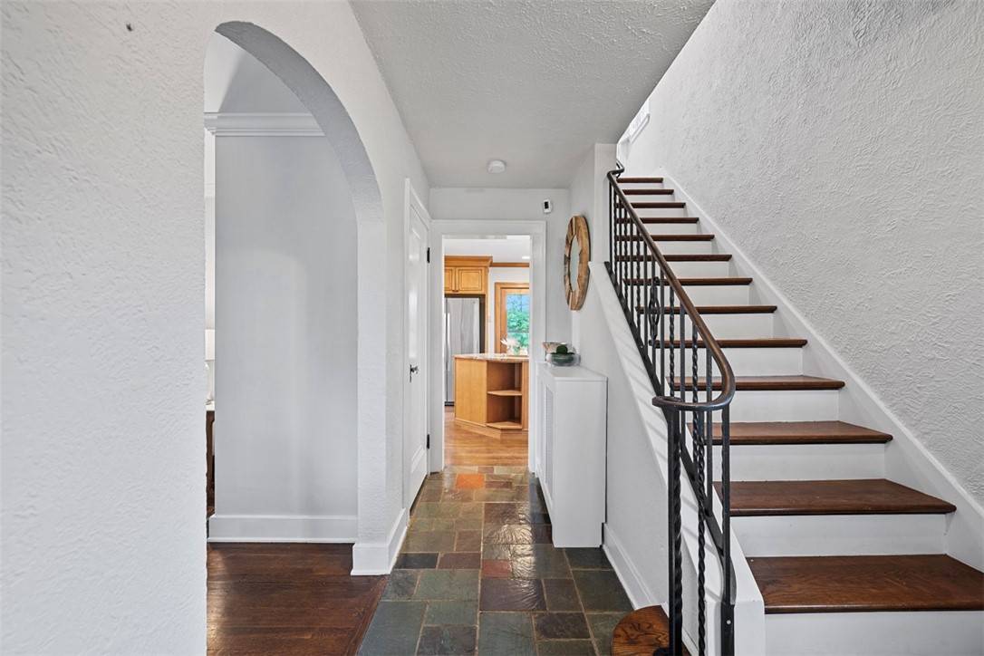 Mt. Lebanon, PA 15216,529 Hillcrest Place