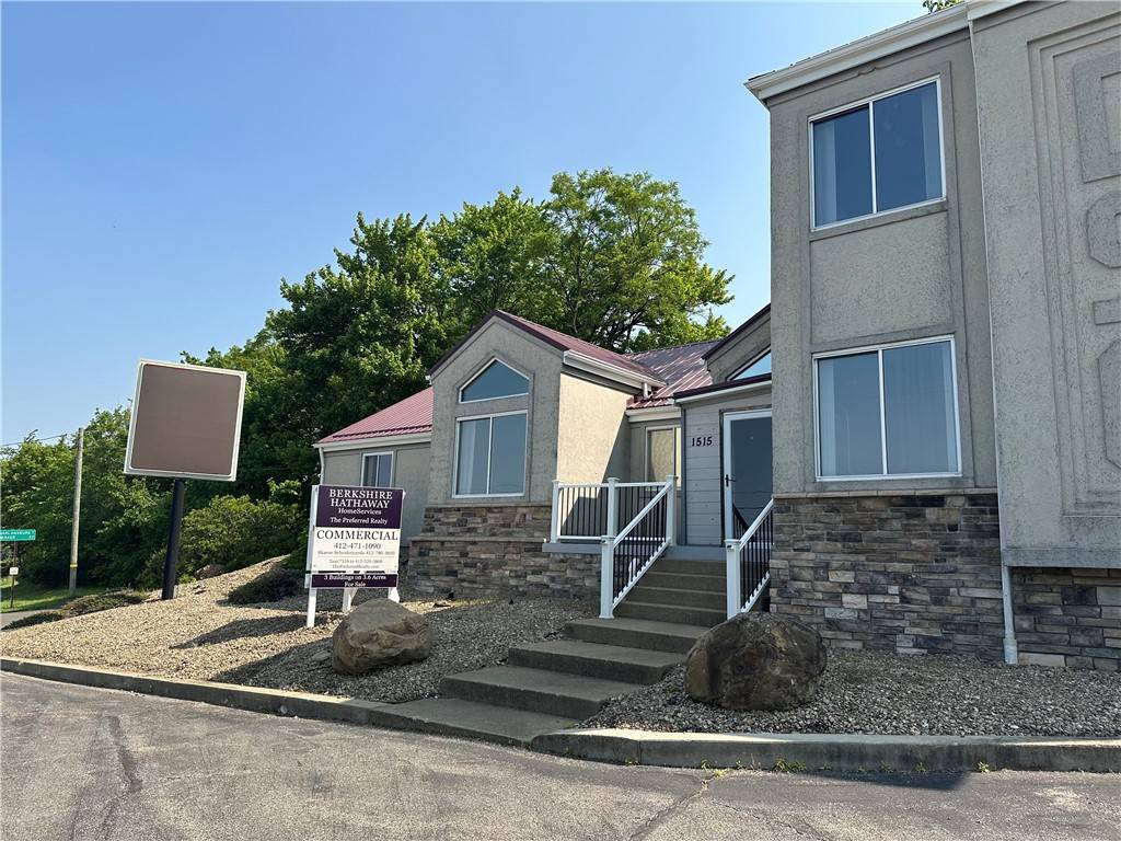 Muddy Creek Twp, PA 16051,1511-15 PERRY HIGHWAY