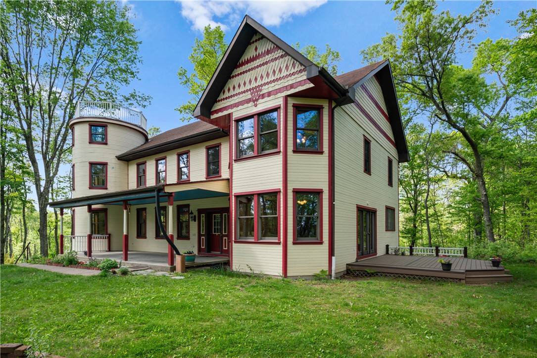 Donegal Twp - But, PA 16034,111 Pine Haven Dr