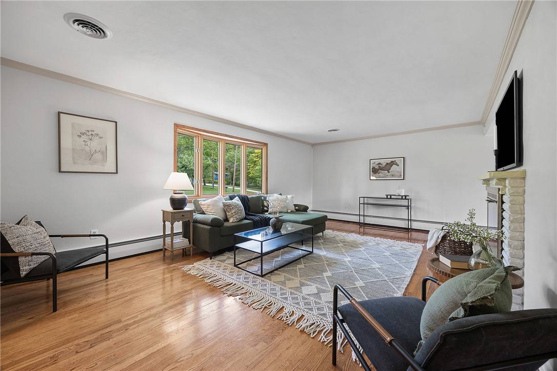 Marshall, PA 15090,108 Meadowvue Dr