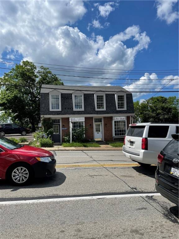 Mt. Lebanon, PA 15216,246 Washington Rd