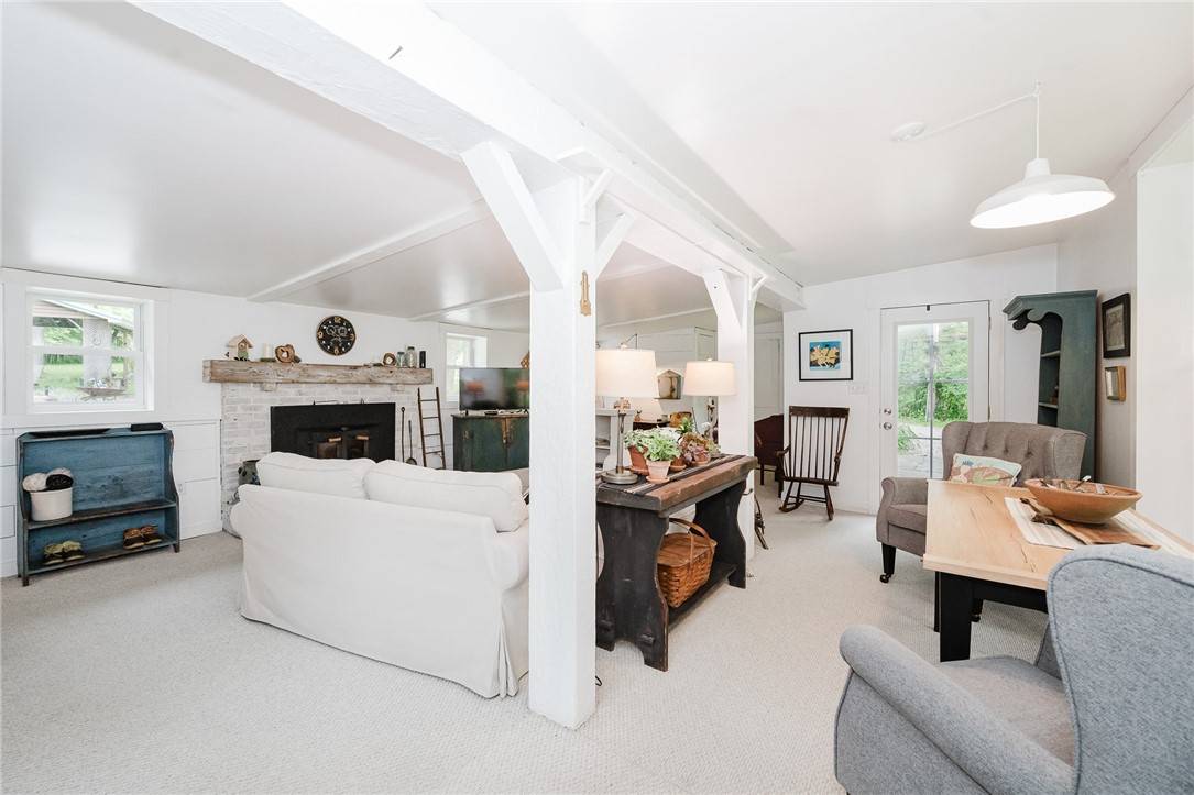 Green/commdre/prchse, PA 15724,2268 Spruce Rd