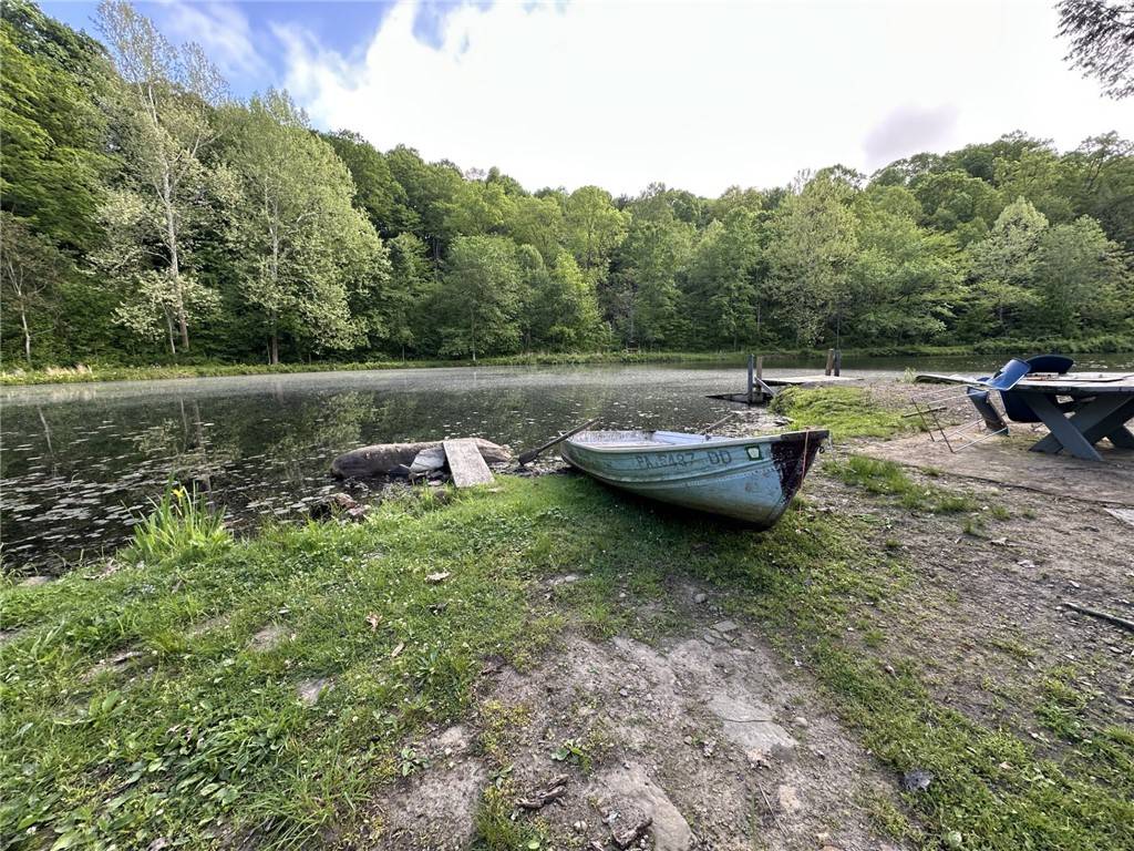 Parks Twp, PA 15690,1156-1159 Lees Lake Lane