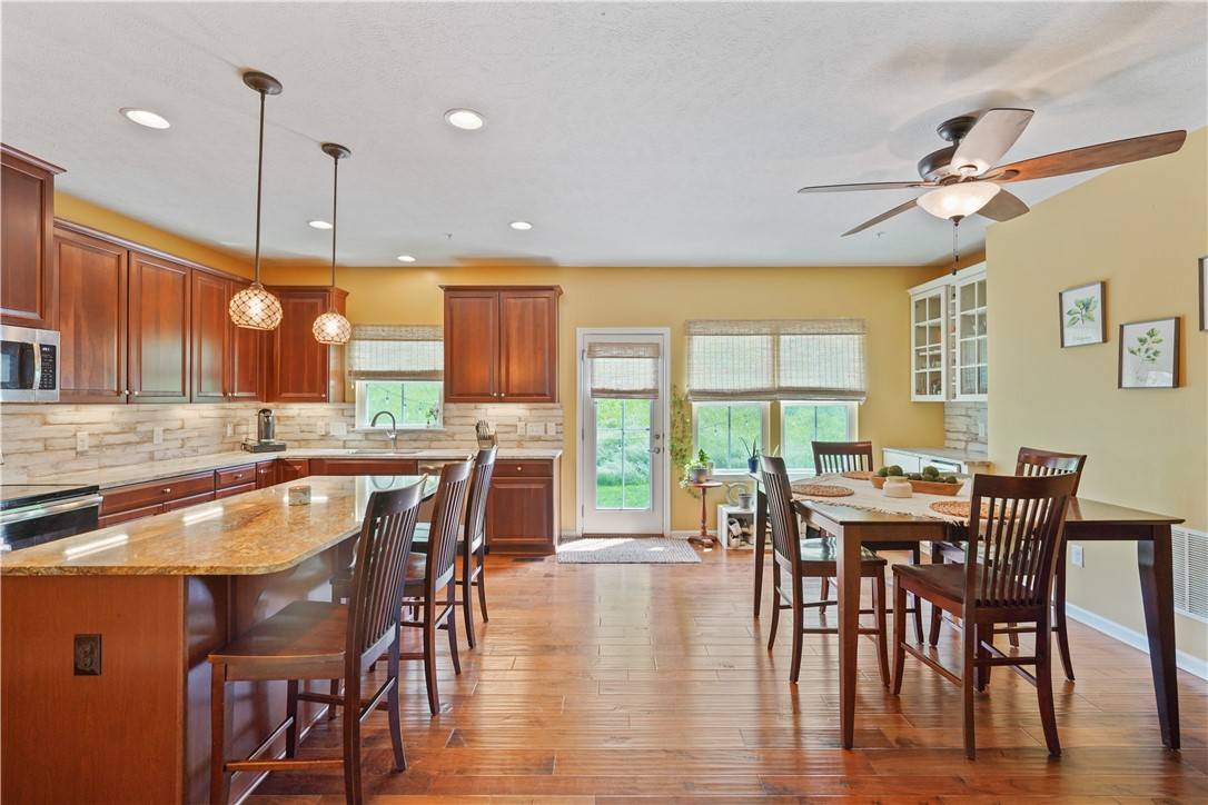 Cecil, PA 15317,1418 Deer Creek Crossing