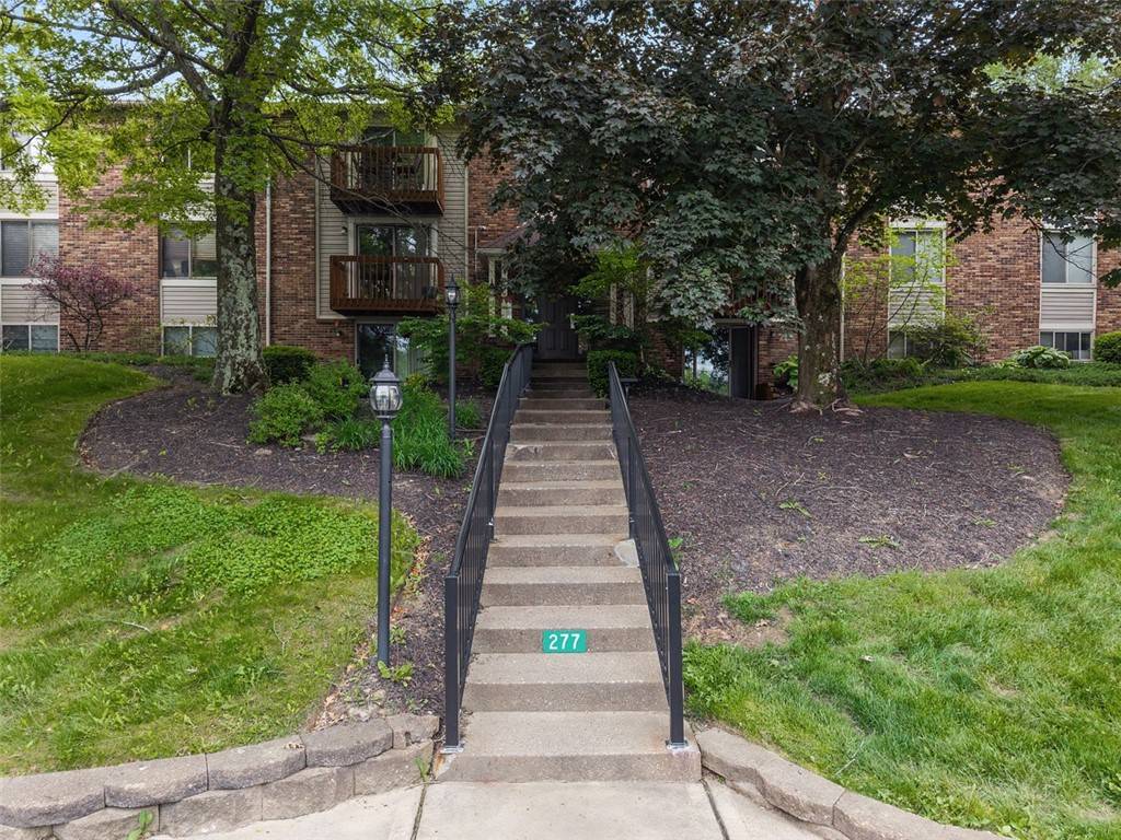 North Fayette, PA 15126,27711 Evergreen Run