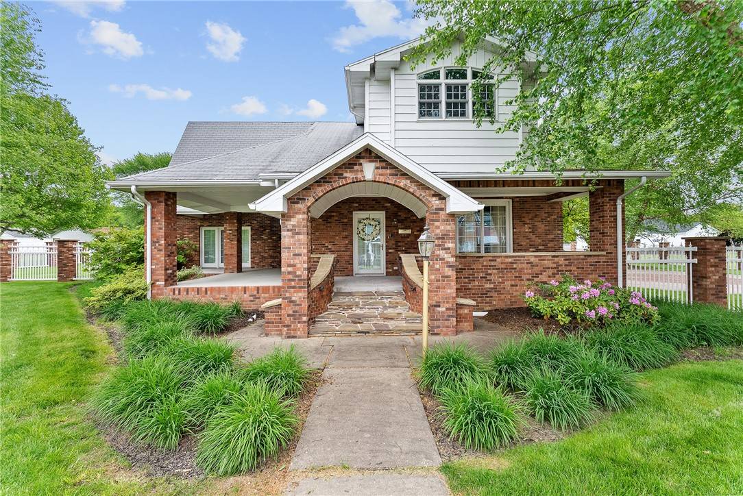 Masontown, PA 15461,534 N Main St
