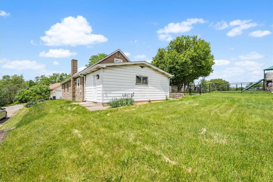 Hopewell Twp - Bea, PA 15001,2778 1/2 Mill Street