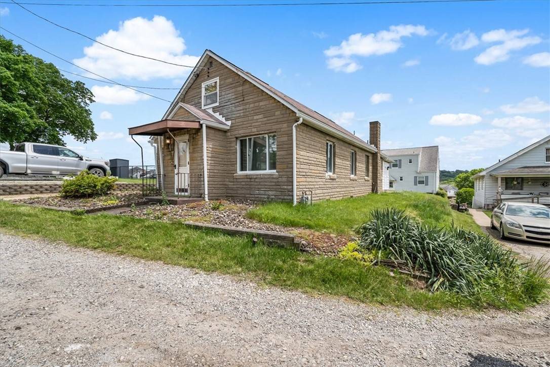 Hopewell Twp - Bea, PA 15001,2778 1/2 Mill Street