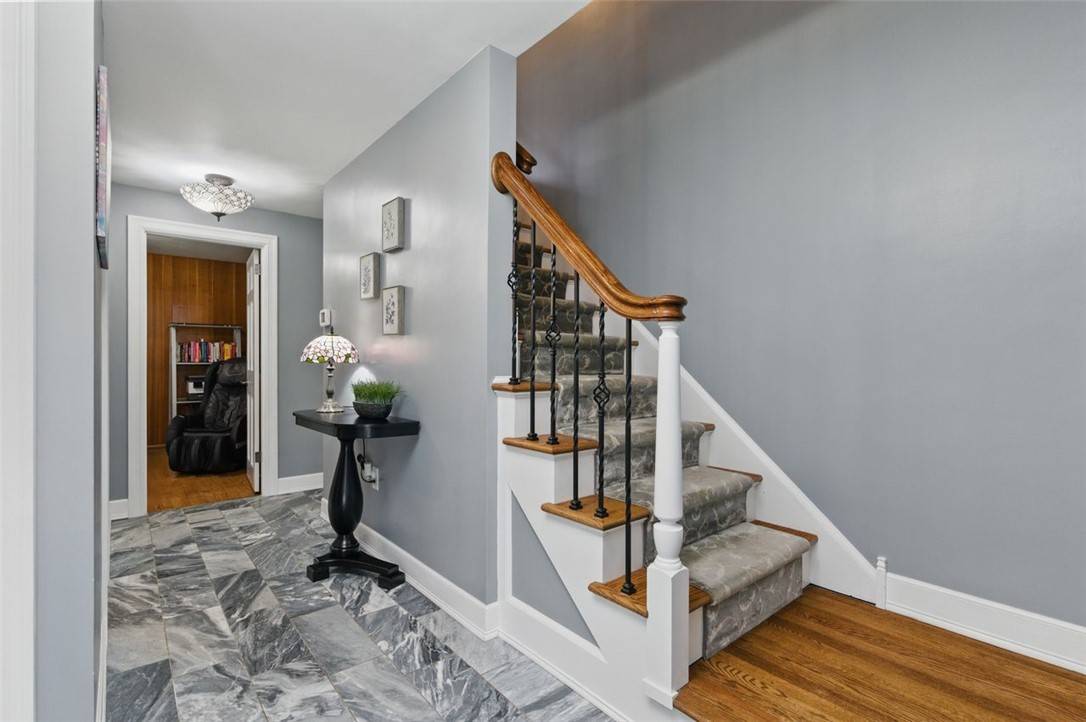 Mccandless, PA 15237,8282 Brittany Pl