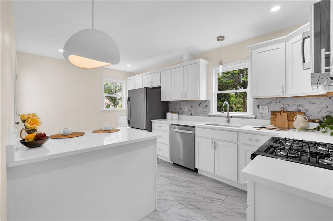 South Park, PA 15129,3133 Ridgeway Dr