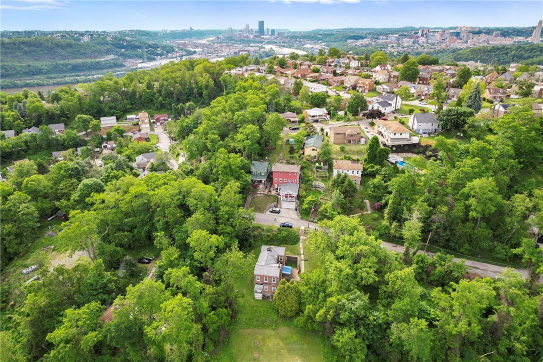 Greenfield, PA 15207,555 Hazelwood Ave