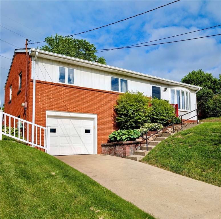 Hopewell Twp - Bea, PA 15001,5037 Clifton Dr