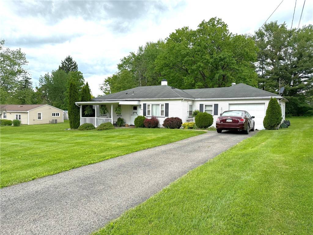 Neshannock Twp, PA 16105,16 W Oakwood Way