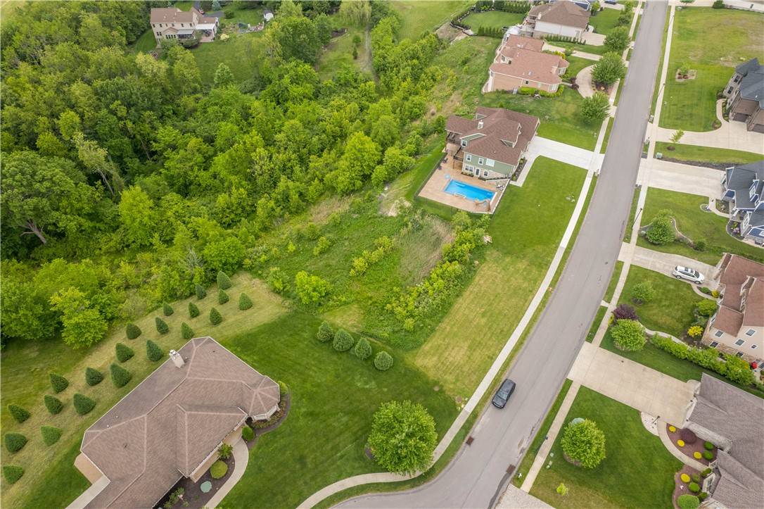 Robinson Twp - Nwa, PA 15205,216 Tudor Lane