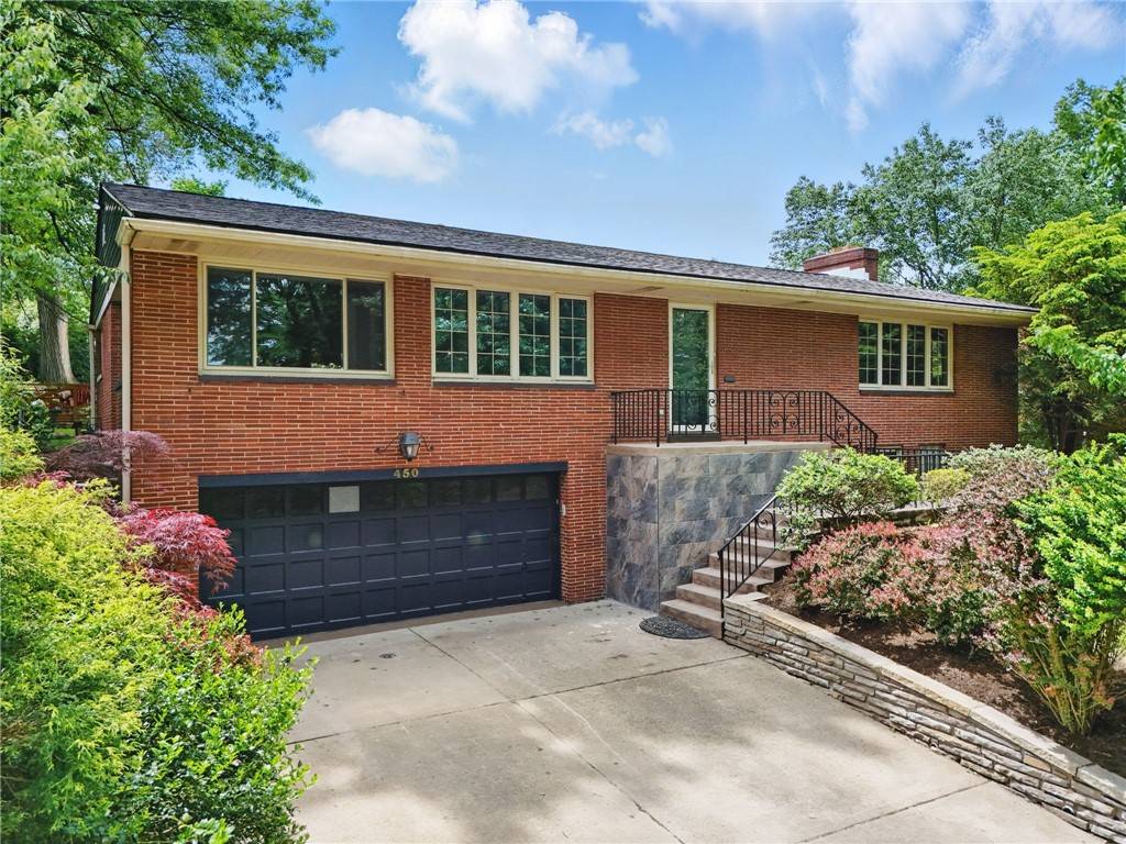 Mt Lebanon, PA 15243,450 Willow Dr