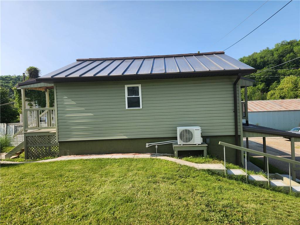 Waynsbrg/frankln Twp, PA 15370,336 Fruit St