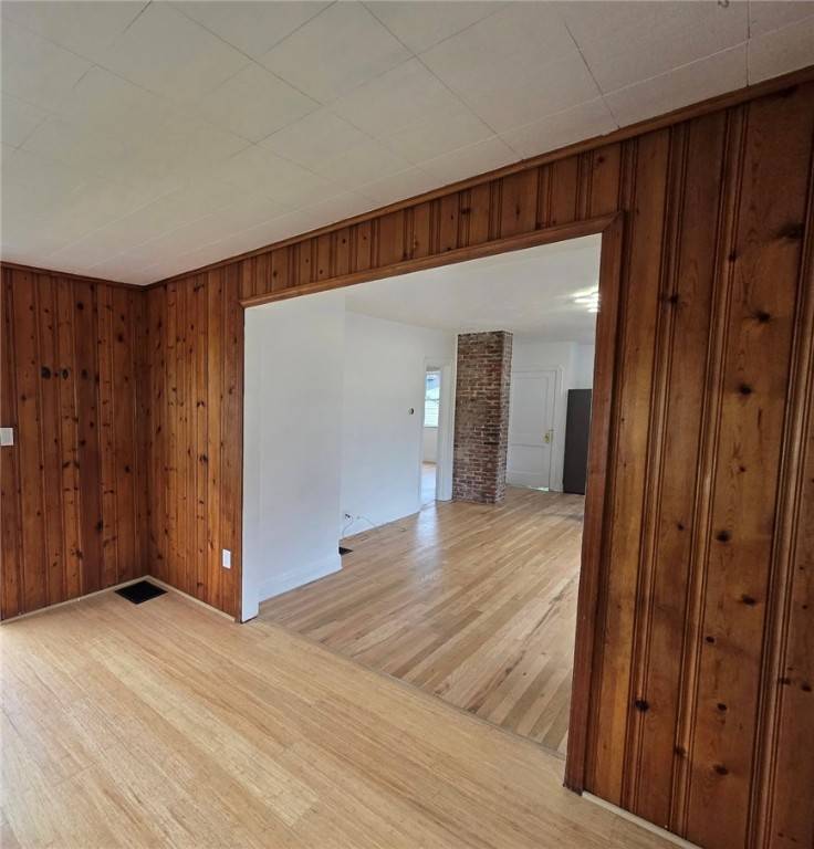 White Oak, PA 15131,1102 Vermont Ave