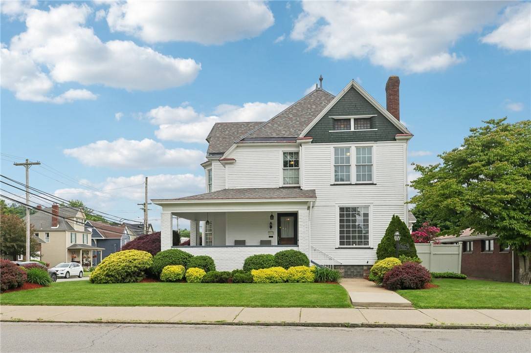 Ellwood City - Law, PA 16117,134 4th St