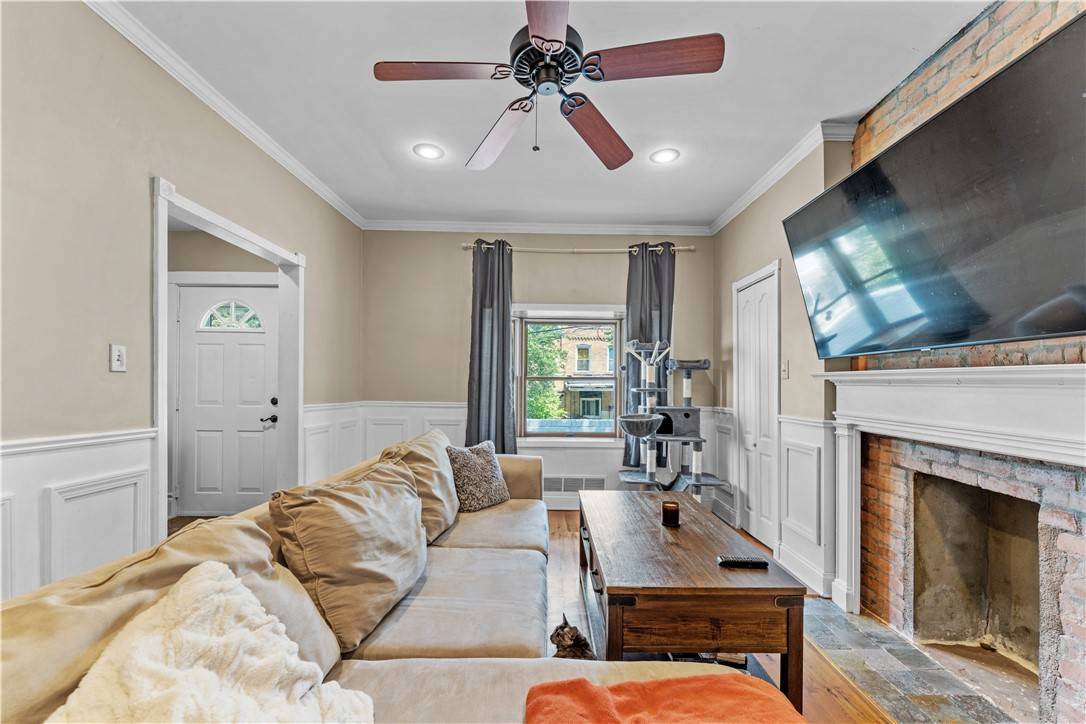 Greenfield, PA 15207,4310 Stanley St