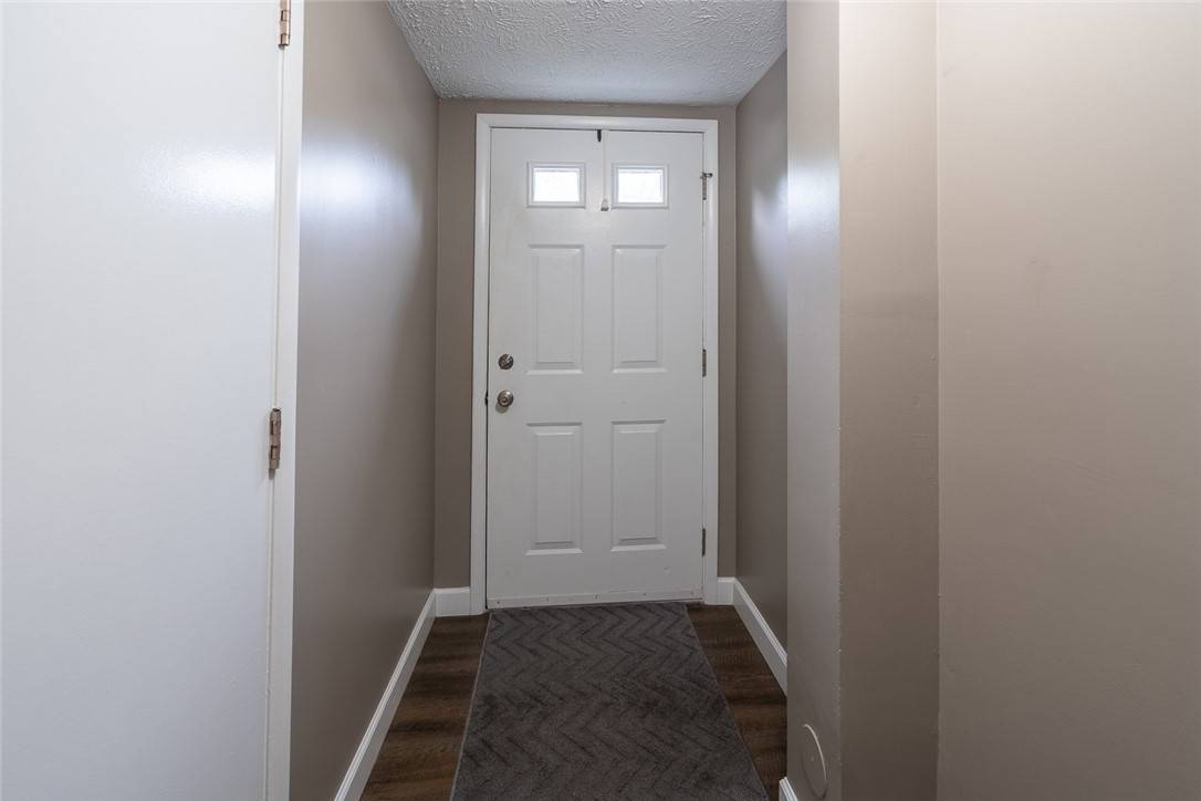 Castle Shannon, PA 15234,208 Green Court