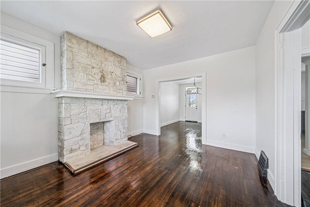 Munhall, PA 15120,144 W Schwab Ave